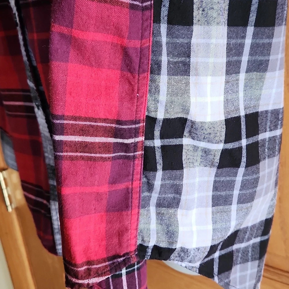 Eddie Bauer Red, Black and Gray Plaid Shirt - Picture 5 of 13